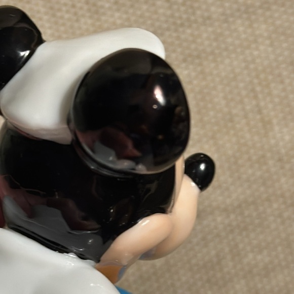 Disney Enesco Minnie Mouse Nurse Figurine Vintage 205958 Mickey & Co Figurine 4” - Picture 10 of 11